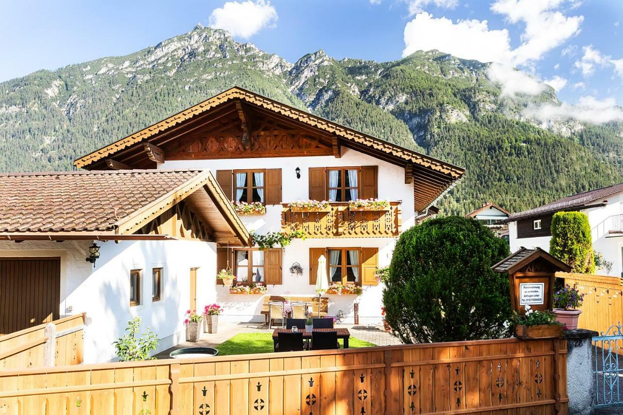 Ferienwohnungen Alpspitzecho Гармиш-Партенкирхен Экстерьер фото